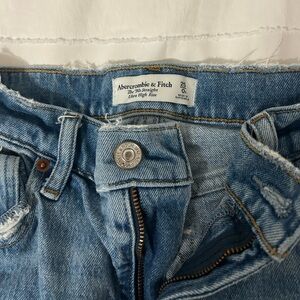 Abercrombie Ultra High Rise straight jeans distressed